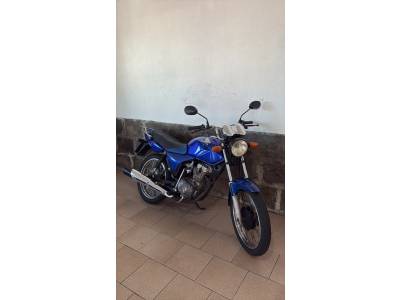 HONDA - CG 150 - 2004/2005 - Azul - R$ 7.200,00