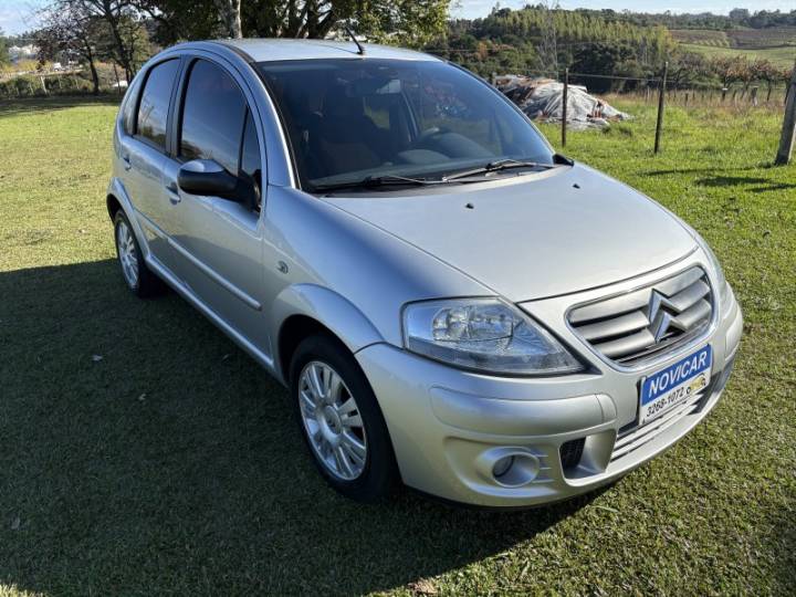 CITROËN - C3 - 2008/2009 - Prata - R$ 28.000,00