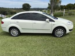 FIAT - LINEA - 2015/2016 - Branca - R$ 41.000,00