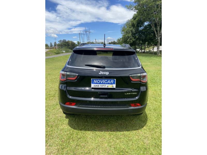 JEEP - COMPASS - 2017/2018 - Preta - R$ 107.000,00