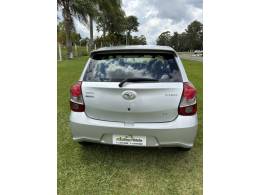 TOYOTA - ETIOS - 2019/2020 - Prata - R$ 61.000,00