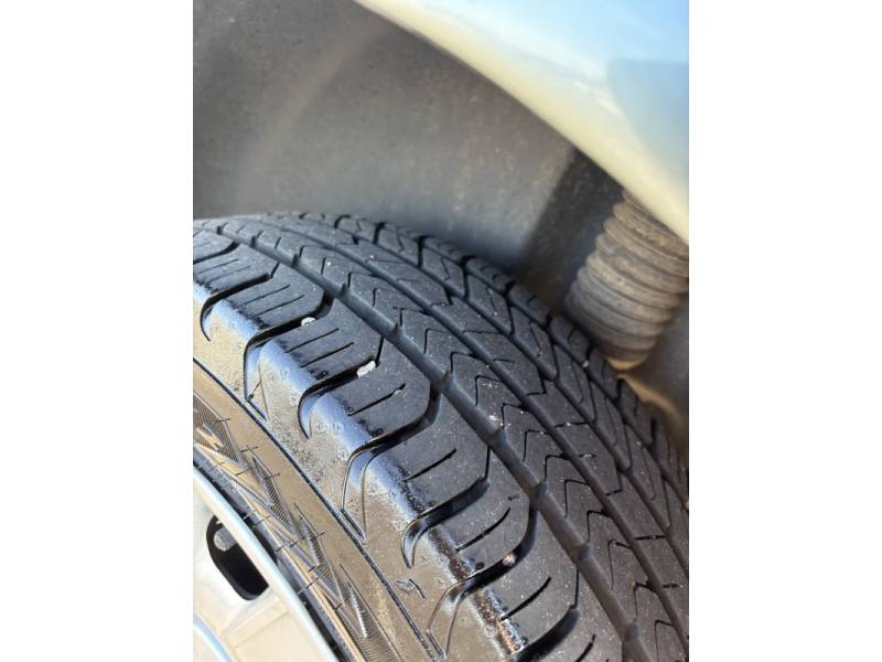 VOLKSWAGEN - FOX - 2009/2010 - Cinza - R$ 33.500,00