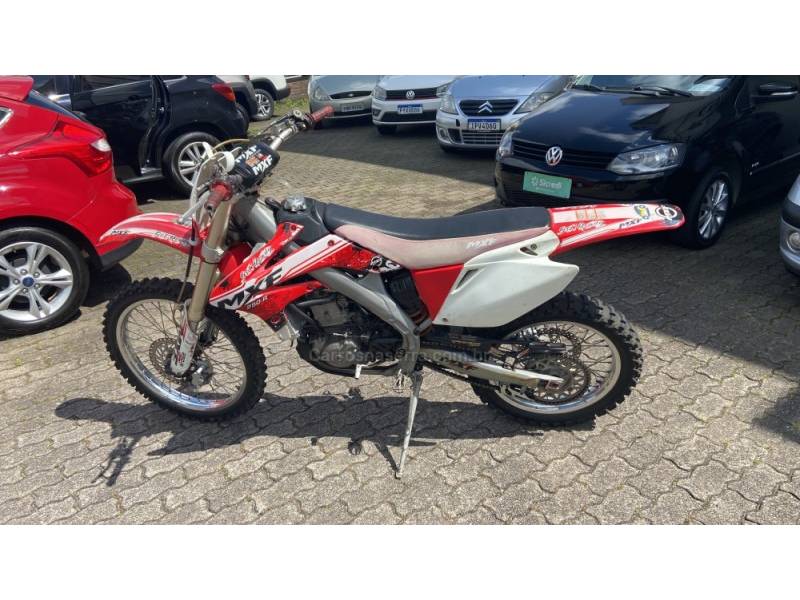 MXF - 250 - 2015/2015 - Vermelha - R$ 12.000,00