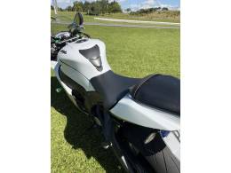 KAWASAKI - NINJA ZX-10R - 2019/2019 - Branca - R$ 68.000,00