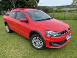 VOLKSWAGEN - SAVEIRO - 2015/2016 - Vermelha - R$ 67.000,00