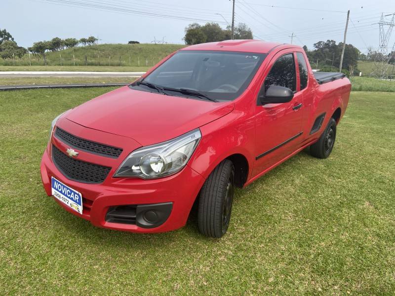 CHEVROLET - MONTANA - 2013/2013 - Vermelha - R$ 42.900,00