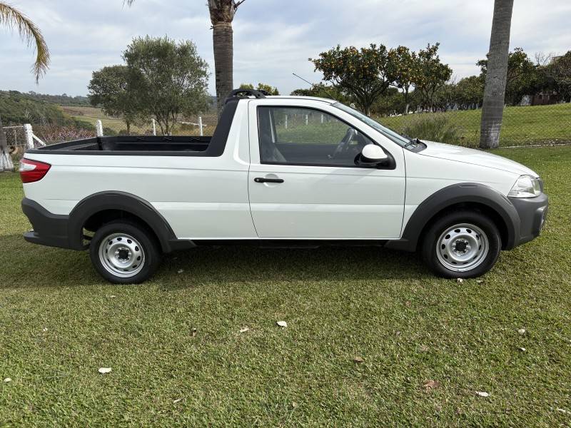 FIAT - STRADA - 2015/2015 - Branca - R$ 46.900,00