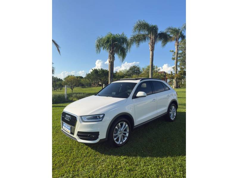 AUDI - Q3 - 2014/2015 - Branca - R$ 91.500,00