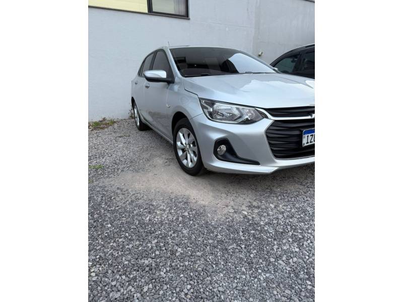 CHEVROLET - ONIX - 2020/2020 - Prata - R$ 58.900,00