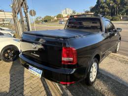 VOLKSWAGEN - SAVEIRO - 2017/2018 - Preta - R$ 61.000,00