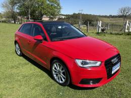 AUDI - A3 - 2014/2015 - Vermelha - R$ 90.000,00