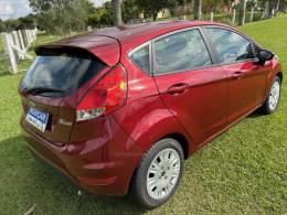 FORD - FIESTA - 2014/2014 - Vermelha - R$ 45.500,00