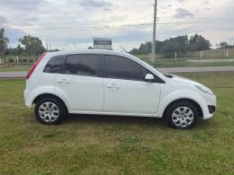 FORD - FIESTA - 2014/2014 - Prata - R$ 39.900,00