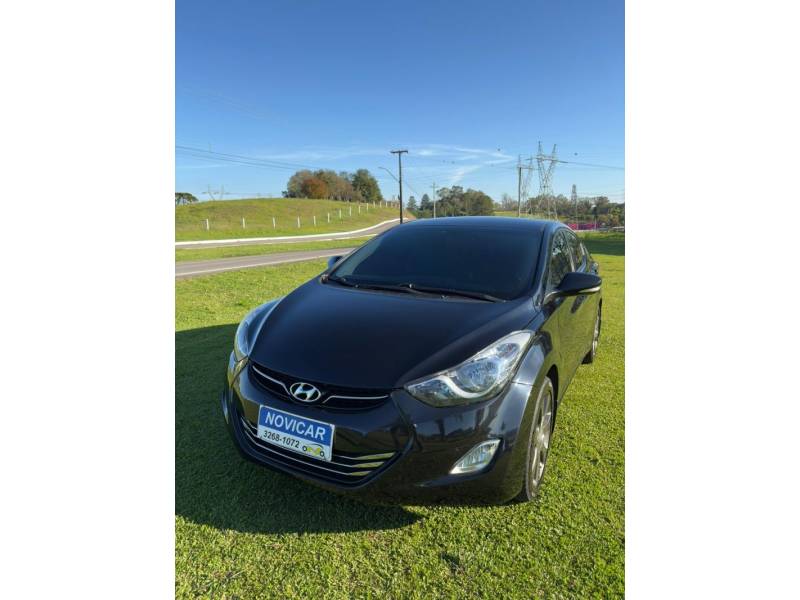 HYUNDAI - ELANTRA - 2011/2012 - Preta - R$ 58.000,00