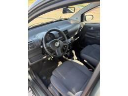 VOLKSWAGEN - FOX - 2009/2010 - Cinza - R$ 33.500,00