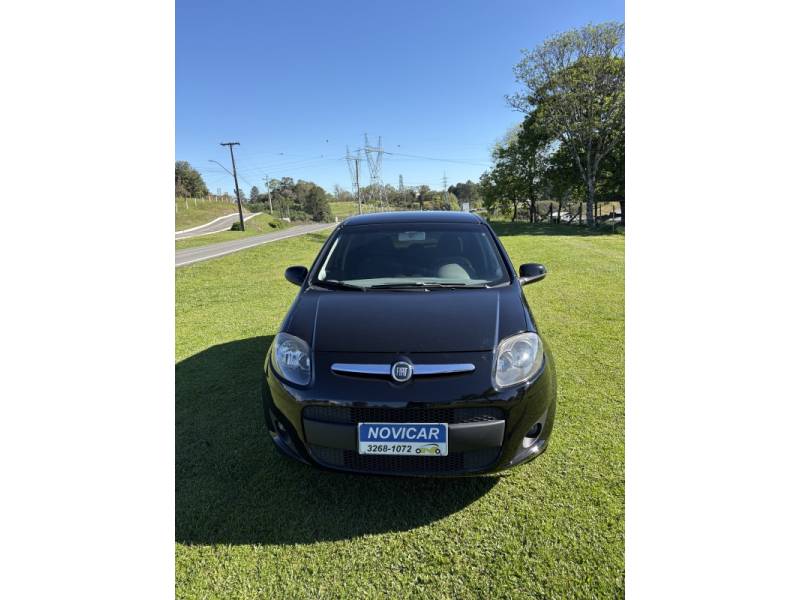 FIAT - PALIO - 2012/2013 - Preta - R$ 33.000,00