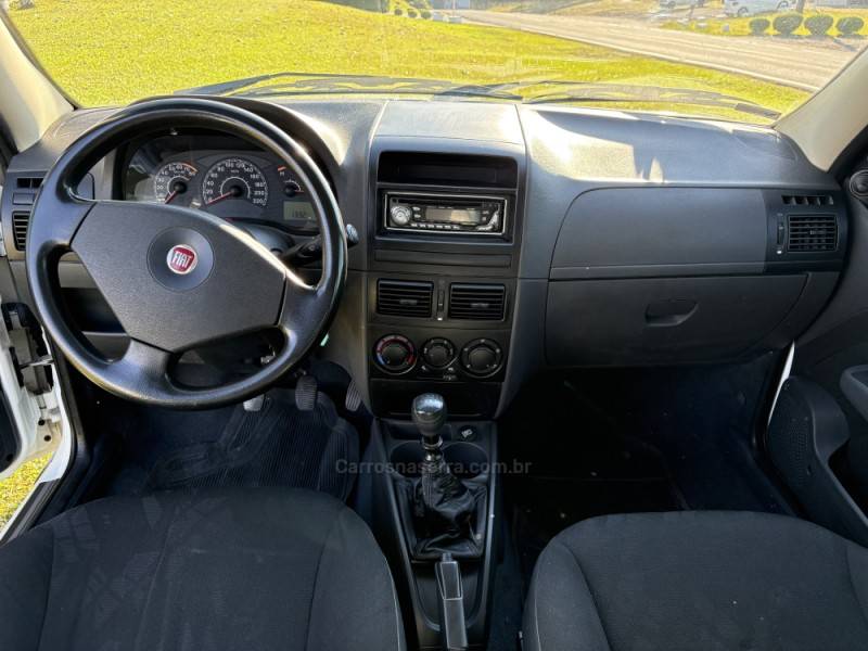 FIAT - STRADA - 2012/2012 - Branca - R$ 50.000,00