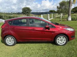 FORD - FIESTA - 2014/2014 - Vermelha - R$ 45.500,00