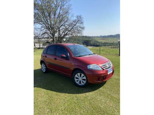 CITROËN - C3 - 2010/2011 - Vermelha - R$ 29.000,00