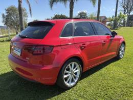 AUDI - A3 - 2014/2015 - Vermelha - R$ 90.000,00