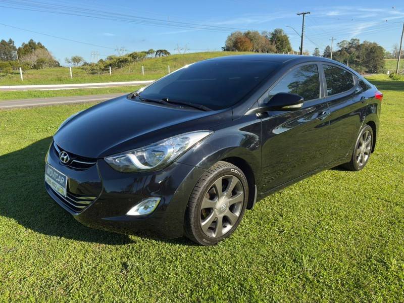 HYUNDAI - ELANTRA - 2011/2012 - Preta - R$ 58.000,00