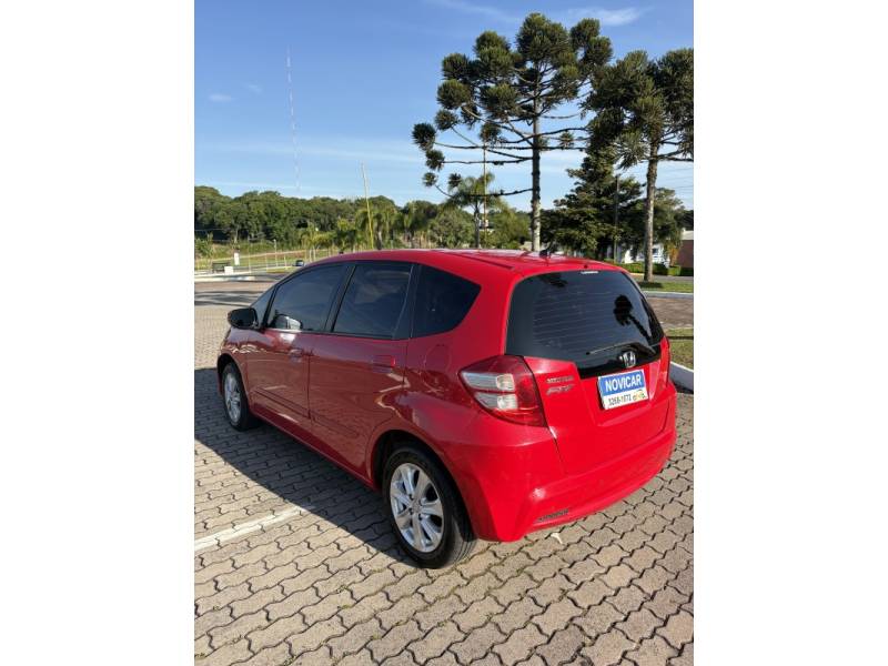 HONDA - FIT - 2012/2013 - Vermelha - R$ 54.900,00