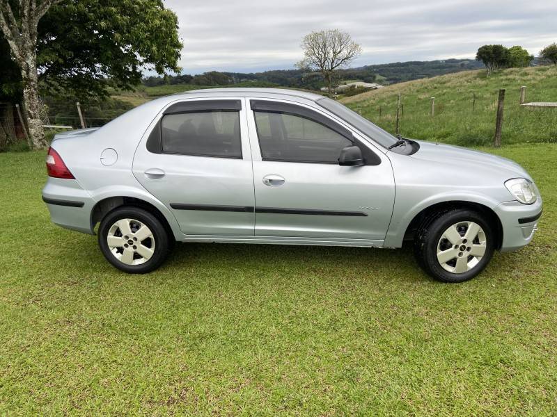 CHEVROLET - PRISMA - 2007/2008 - Prata - R$ 29.500,00