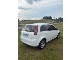 FORD - FIESTA - 2014/2014 - Prata - R$ 39.900,00