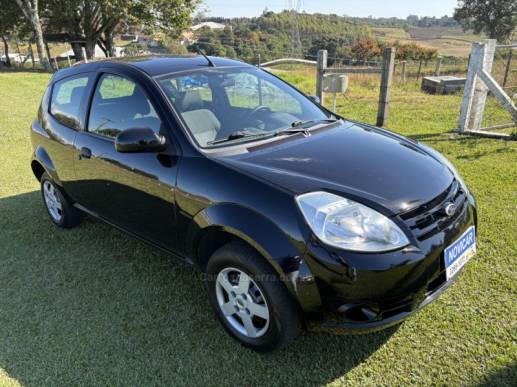 FORD - KA - 2010/2011 - Preta - R$ 20.900,00