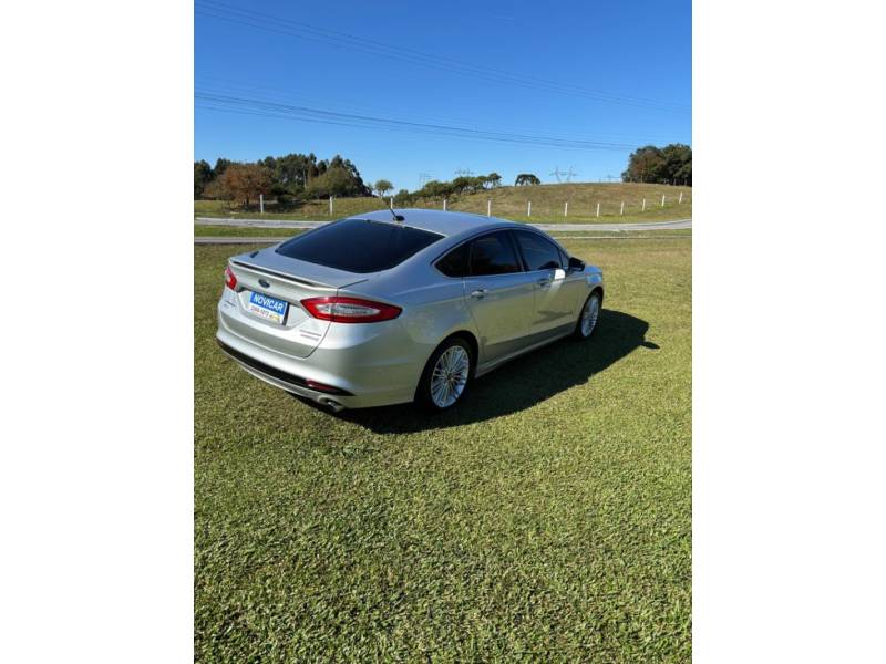 FORD - FUSION - 2013/2014 - Prata - R$ 79.000,00