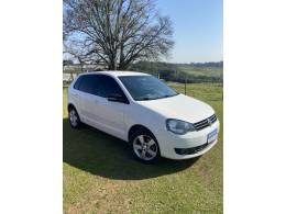 VOLKSWAGEN - POLO - 2014/2014 - Branca - R$ 46.500,00