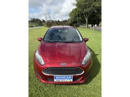 FORD - FIESTA - 2014/2014 - Vermelha - R$ 45.500,00