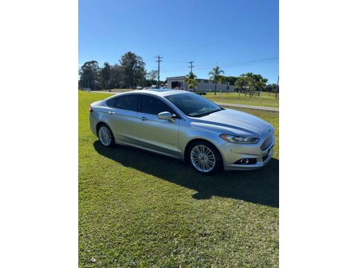 FORD - FUSION - 2013/2014 - Prata - R$ 79.000,00