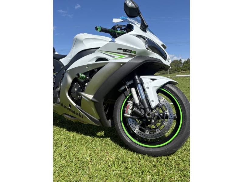 KAWASAKI - NINJA ZX-10R - 2019/2019 - Branca - R$ 68.000,00
