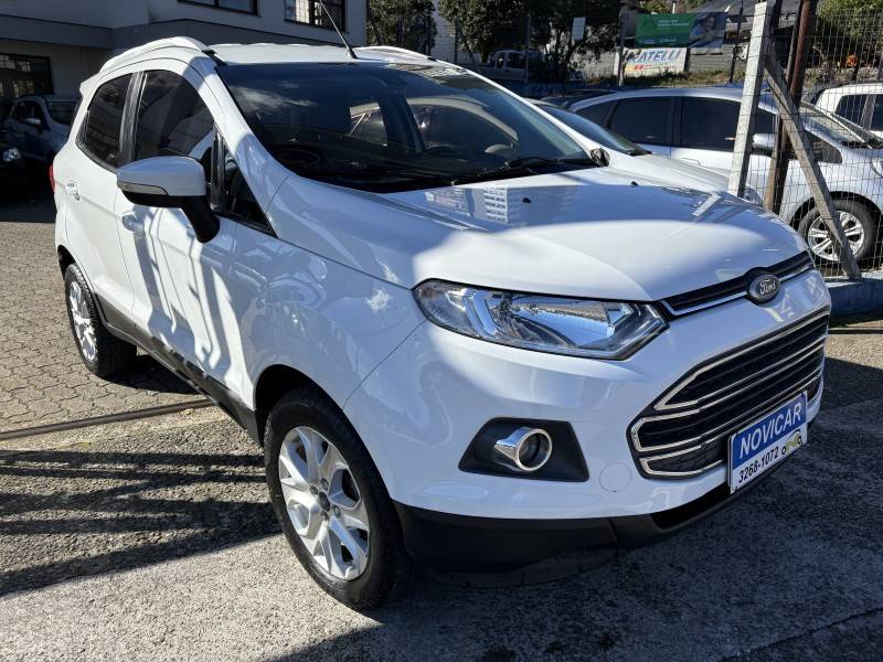 FORD - ECOSPORT - 2016/2017 - Branca - R$ 63.000,00