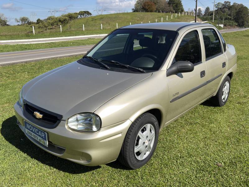 CHEVROLET - CORSA - 2007/2008 - Bege - R$ 20.000,00
