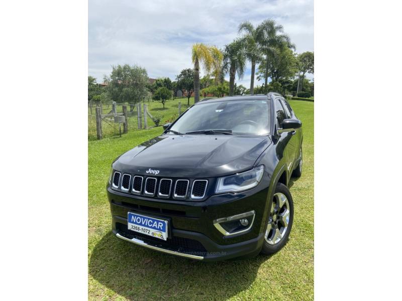 JEEP - COMPASS - 2017/2018 - Preta - R$ 107.000,00