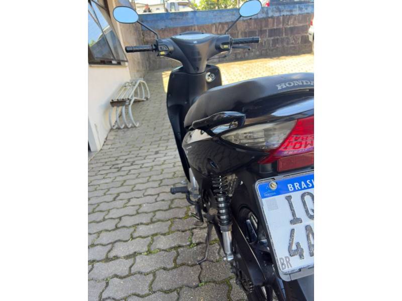 HONDA - BIZ 125 - 2009/2010 - Azul - R$ 11.500,00