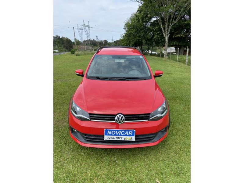 VOLKSWAGEN - SAVEIRO - 2015/2016 - Vermelha - R$ 67.000,00