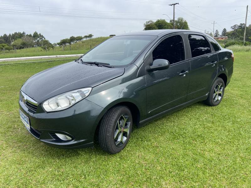 FIAT - GRAND SIENA - 2014/2015 - Cinza - R$ 44.000,00