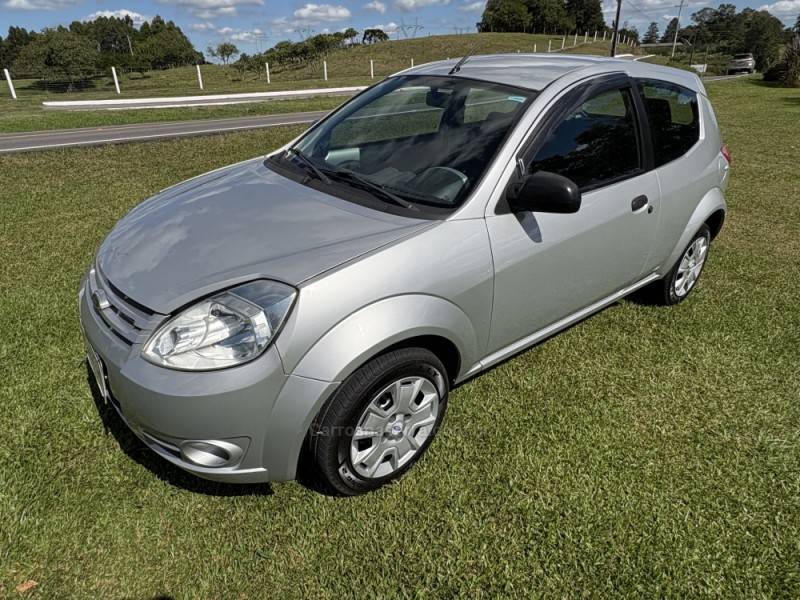 FORD - KA - 2010/2011 - Prata - R$ 26.500,00