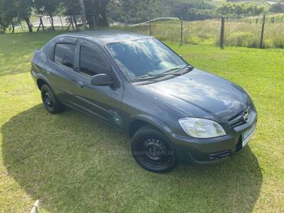 CHEVROLET - PRISMA - 2007/2008 - Prata - R$ 29.000,00