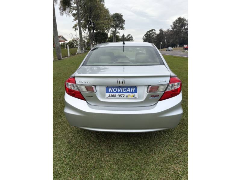 HONDA - CIVIC - 2014/2014 - Branca - R$ 72.500,00