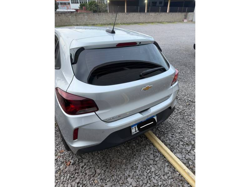CHEVROLET - ONIX - 2020/2020 - Prata - R$ 58.900,00