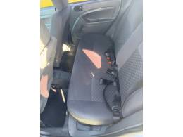 FORD - FIESTA - 2006/2007 - Prata - R$ 25.000,00