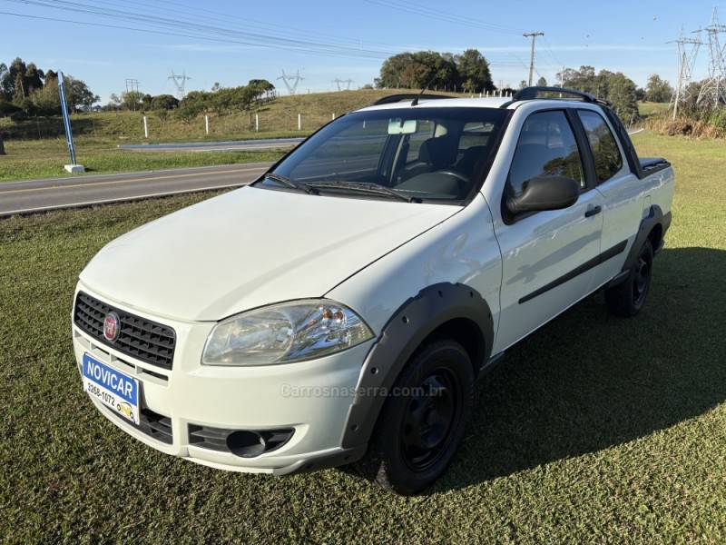FIAT - STRADA - 2012/2012 - Branca - R$ 50.000,00