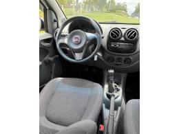 FIAT - PALIO - 2013/2014 - Branca - R$ 35.000,00