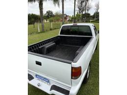 CHEVROLET - S10 - 1996/1996 - Branca - R$ 35.000,00