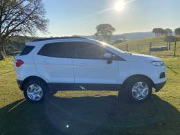 FORD - ECOSPORT - 2016/2017 - Branca - R$ 64.900,00