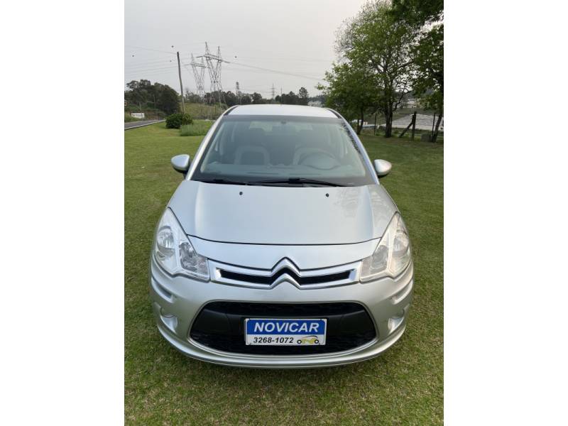 CITROËN - C3 - 2012/2013 - Prata - R$ 35.000,00